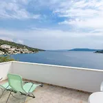 Διαμέρισμα Ana