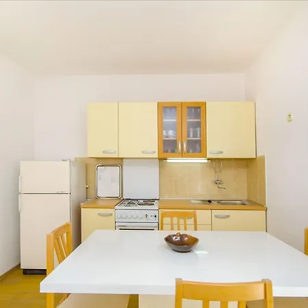 Apartament Ana Vinišće
